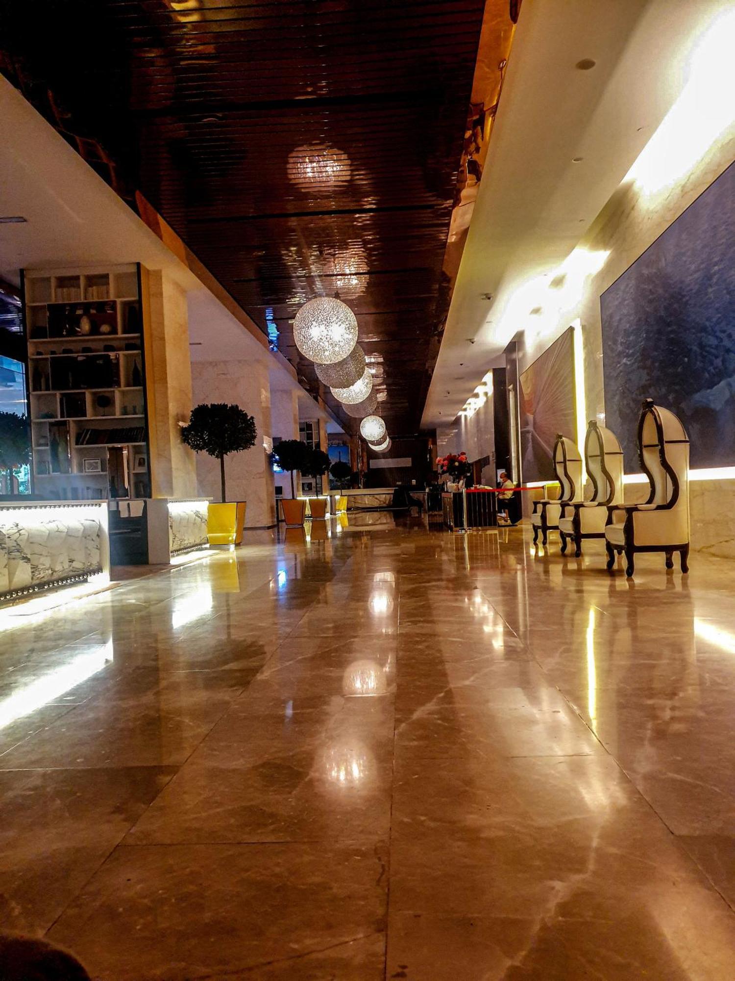 Skyward Suites At Platinum Klcc Куала Лумпур Екстериор снимка