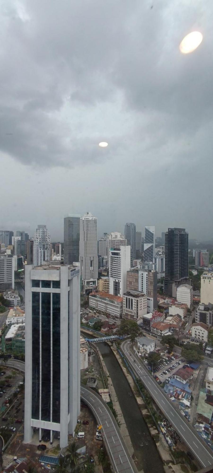 Skyward Suites At Platinum Klcc Куала Лумпур Екстериор снимка