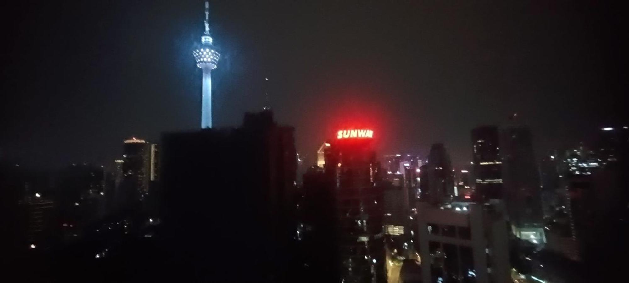 Skyward Suites At Platinum Klcc Куала Лумпур Екстериор снимка